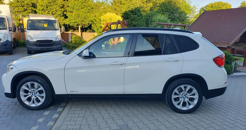 BMW X1 cena 38900 przebieg: 209000, rok produkcji 2012 z Zelów małe 781